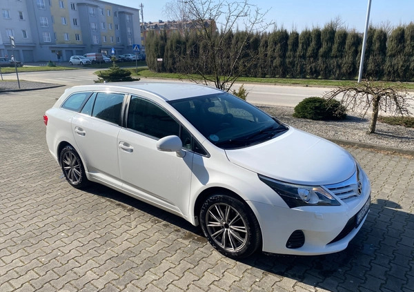 Toyota Avensis cena 35900 przebieg: 181000, rok produkcji 2012 z Łask małe 277